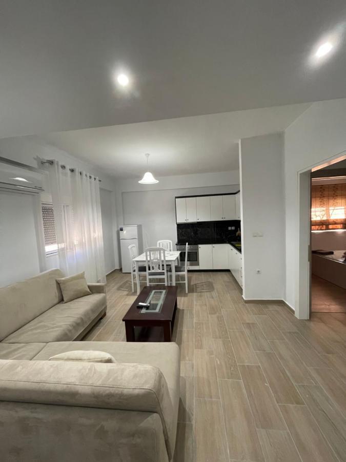 Garden Villa Apartments Sarande Exterior photo