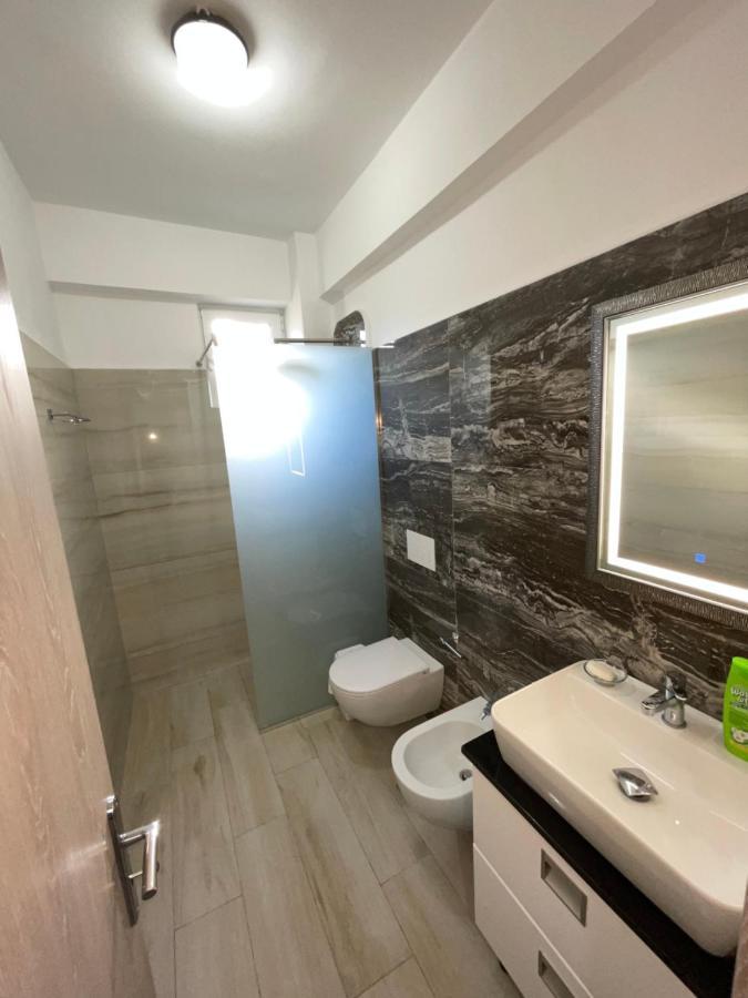 Garden Villa Apartments Sarande Exterior photo