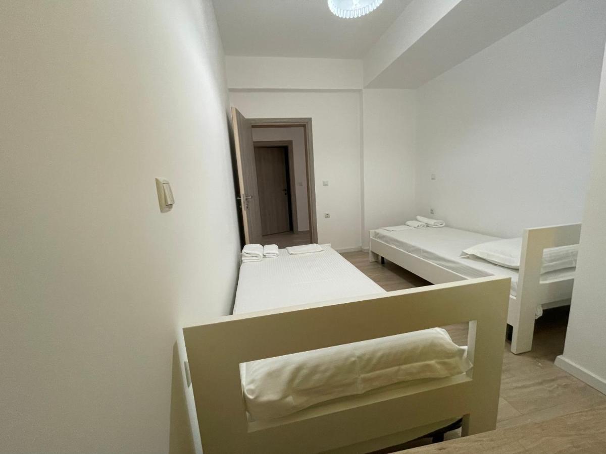Garden Villa Apartments Sarande Exterior photo