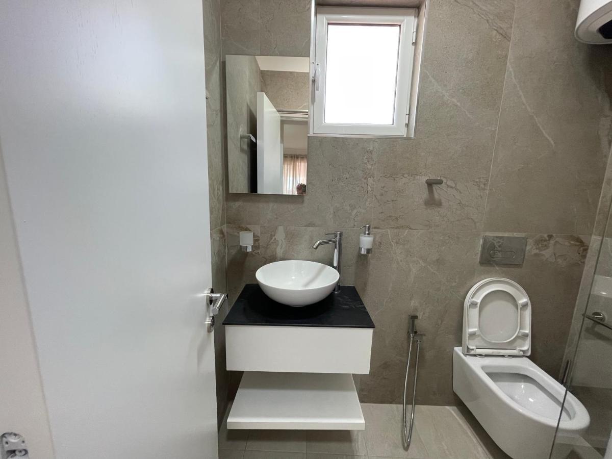 Garden Villa Apartments Sarande Exterior photo