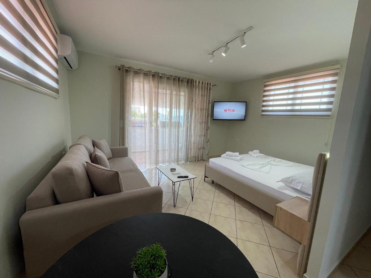 Garden Villa Apartments Sarande Exterior photo