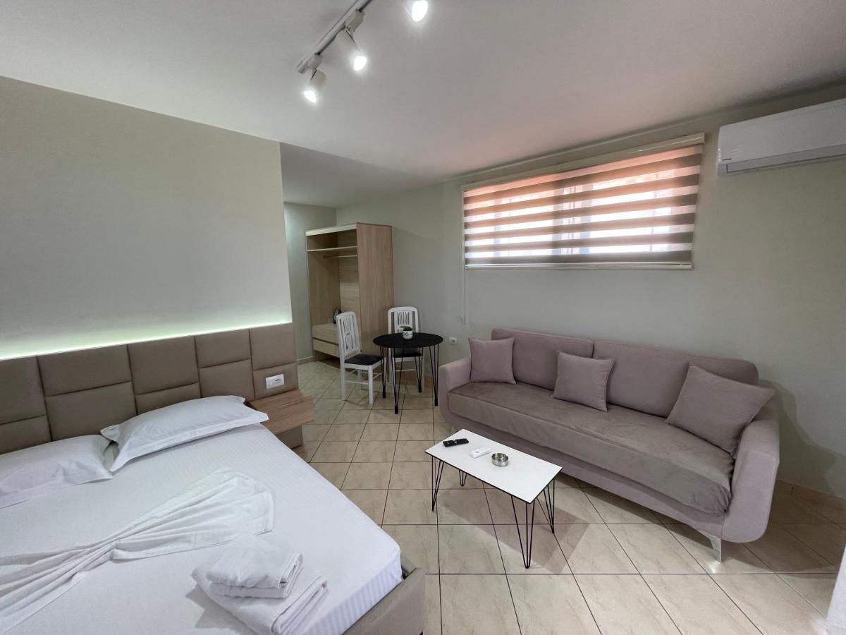 Garden Villa Apartments Sarande Exterior photo
