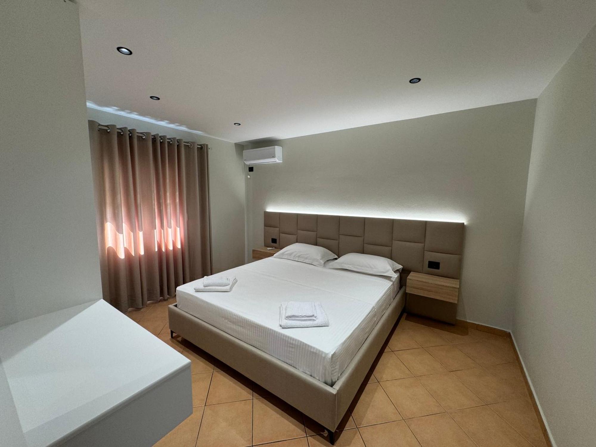 Garden Villa Apartments Sarande Exterior photo