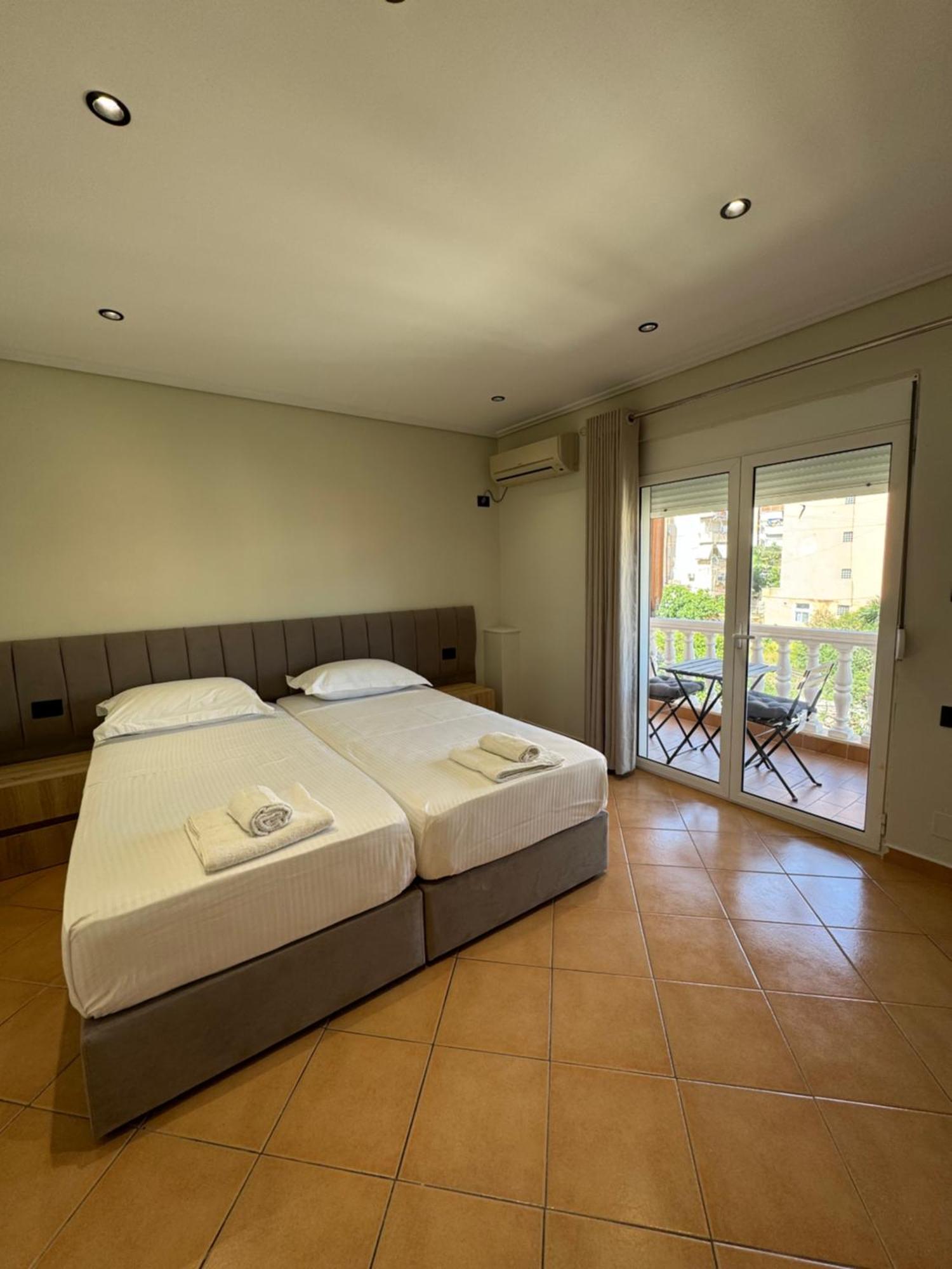 Garden Villa Apartments Sarande Exterior photo